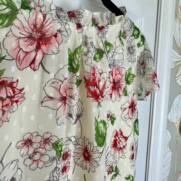 Skies are Blue Candice Flutter Sleeve Floral Top - L - Picture 6 of 9
